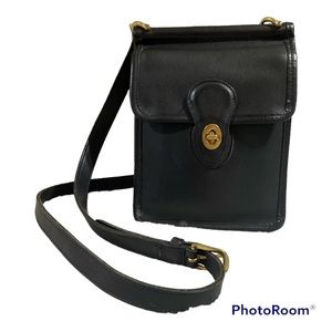 Vintage Coach crossbody